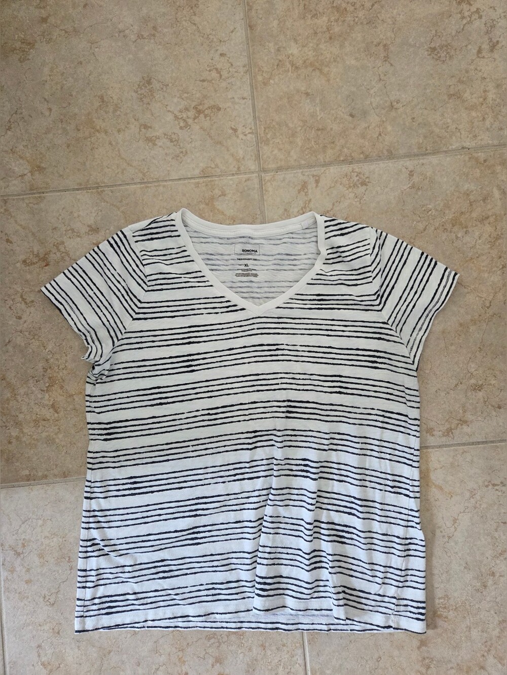 Sonoma V Neck T Shirt